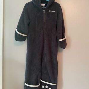 Columbia Black Hooded Fleece playsuit